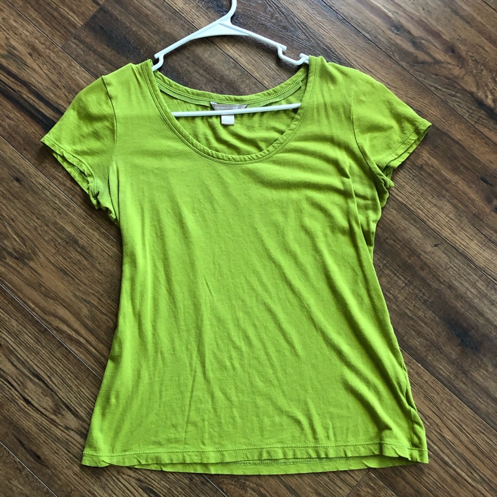 Banana Republic Bright Green Shirt Sleeve Shirt